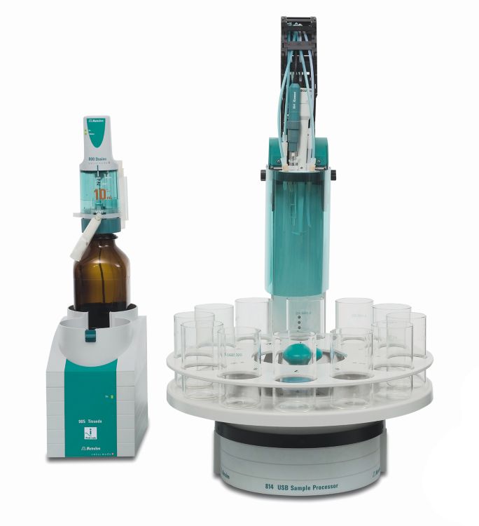 Automatic titration of acids and bases for up to 12 samples