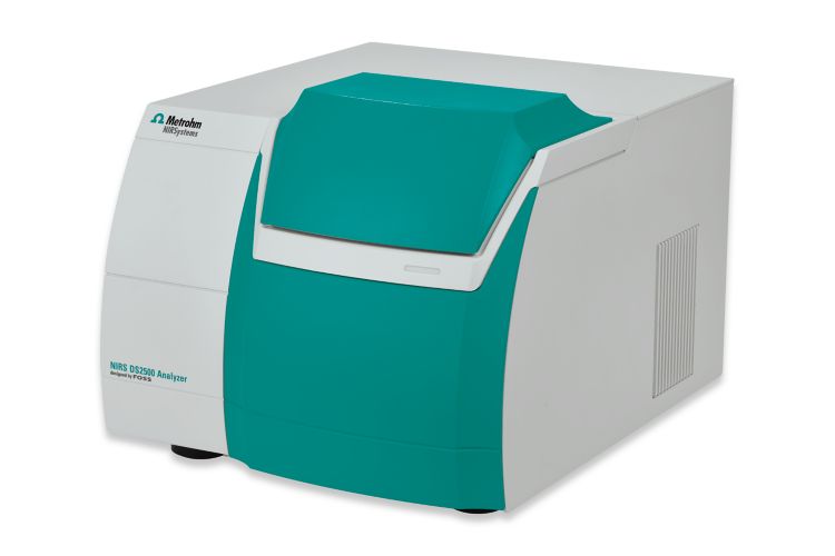 L'analizzatore solido DS2500 è stato utilizzato per raccogliere spettri di campioni di caprolattame.