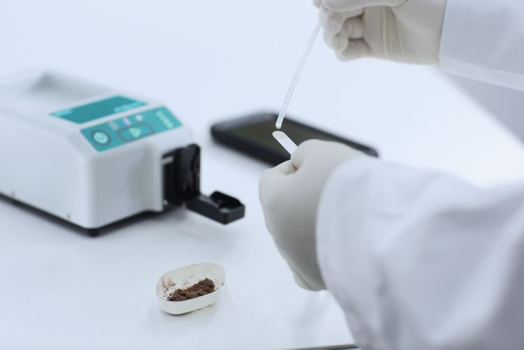 MISA instrument with P-SERS substrate