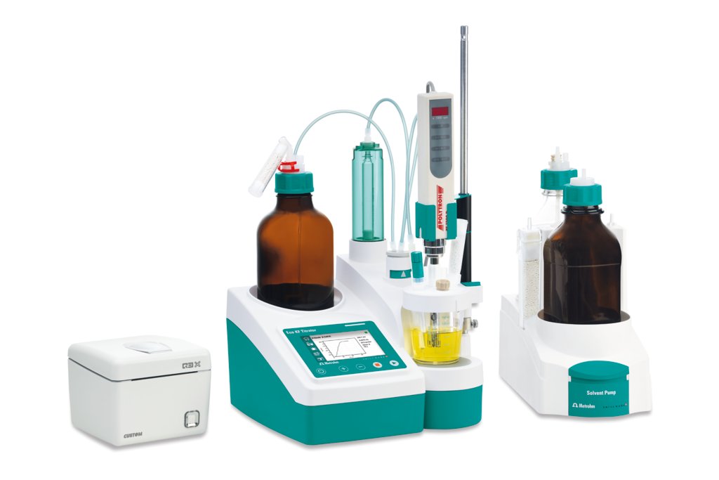 Eco KF Titrator equipped with a Polytron, a Solvent Pump, and a double Pt-wire electrode for volumetric Karl-Fischer titration.