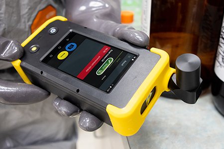 BWT-840001195, TacticID Mobile, suporte para frasco de líquido, BWT-840000344,1064-nm Raman, Raman portátil, Defesa e segurança, Socorristas, Narcóticos, identificação de amostra, teste de campo, identificação de material perigoso, identificação de material fluorescente