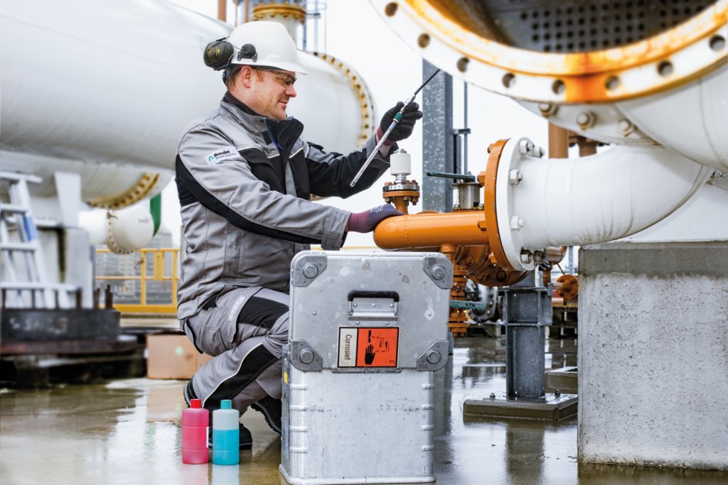 Metrohm Process Analytics, pH, process engineer, maintenance, calibration, Inline analysis, Automated analysis, process environment, ProTrode