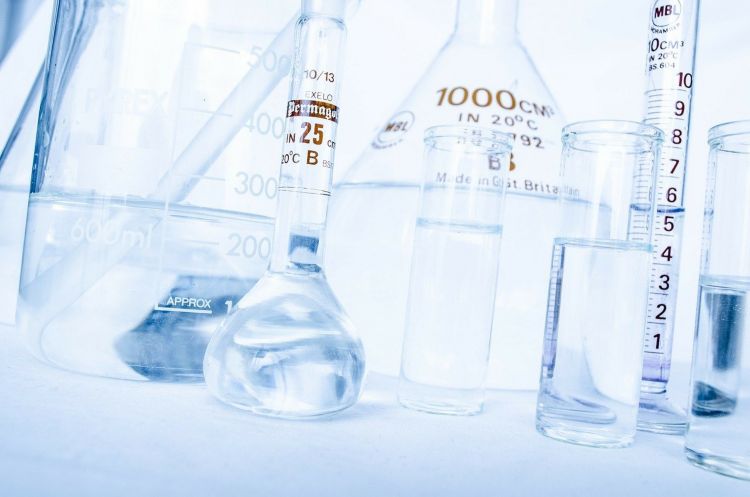 Pre-calibration, isocyanate, liquid