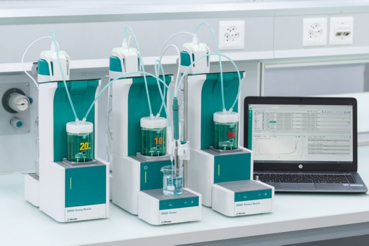 OMNIS Titrator equipped with a dPt Titrode electrode for the determination of caffeine content in aqueous samples. 