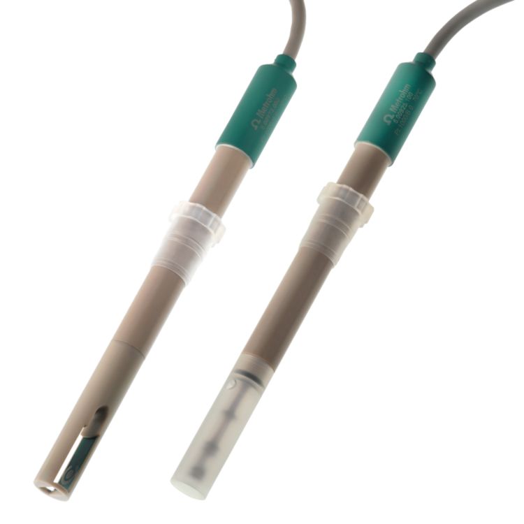 600923080 (left) and 600925100 (right) are optimal sensors for conductivity titrations.