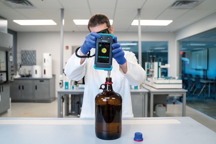 Redefining the Limits of Handheld Raman Spectroscopy