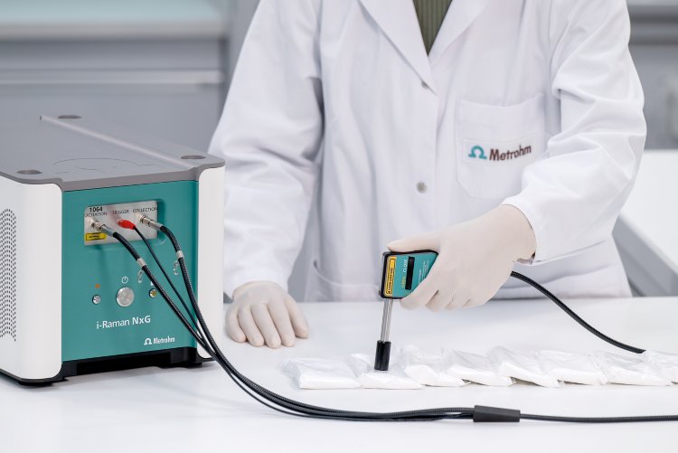 Raman spectrometer, laboratory Raman, 1064 nm excitation, material verification, substance identification, i-Raman, NxG, qualitative analysis, quantitation, benchtop, high throughput, fiber optic probe, trigger probe, quality control