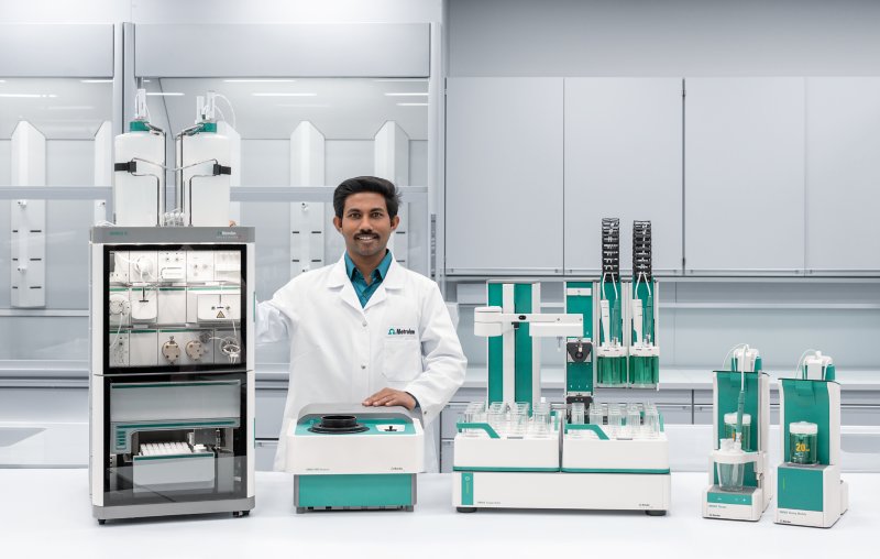 OMNIS platform with OMNIS titration, OMNIS IC, and OMNIS NIR spectroscopy