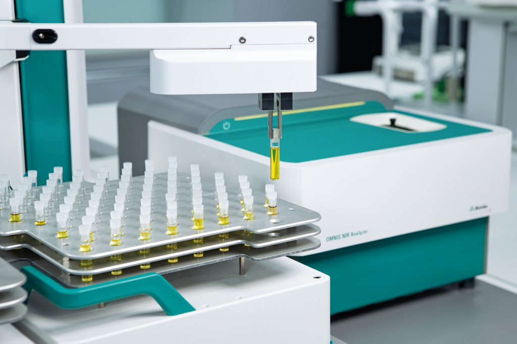 OMNIS sample rack 77 x 8 mm, OMNIS Sample Robot NIR, OMNIS NIR Analyzer Automation, OMNIS NIR Analyzer Liquid