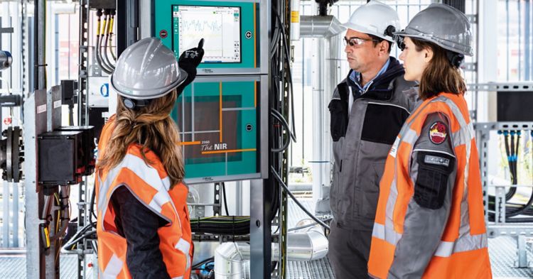 Smart and Actionable Spectroscopy PAT Supported Operations