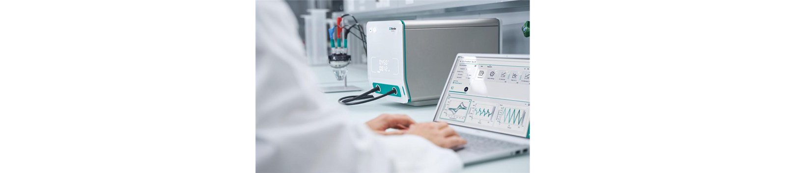 Autolab以其旗舰级产品VIONIC 威欧和模块化PGSTAT302N，以及多通道和紧凑型产品，满足了从基础到高端的电化学分析需求