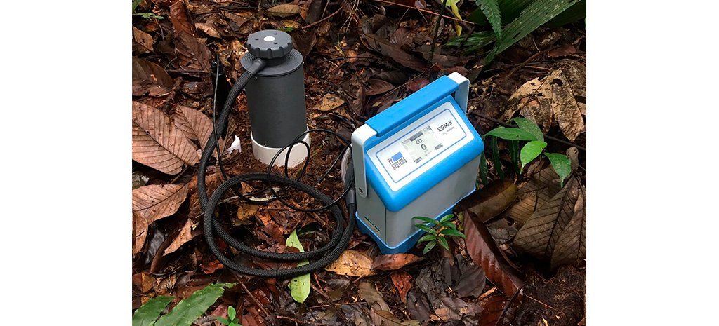 EGM-5 La solución perfecta para las mediciones del flujo de CO2 en el suelo y del flujo neto de CO2 en doseles vegetales bajos.