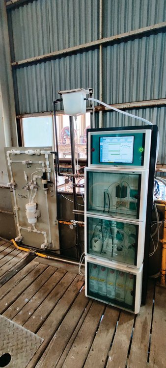 2060 TI Process Analyzer with preconditioning panel in a  zinc refining plant. 