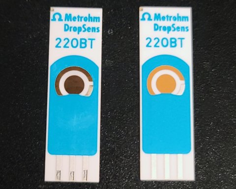 Superficie del WE antes (izquierda) y después (derecha) del endurecimiento electroquímico.