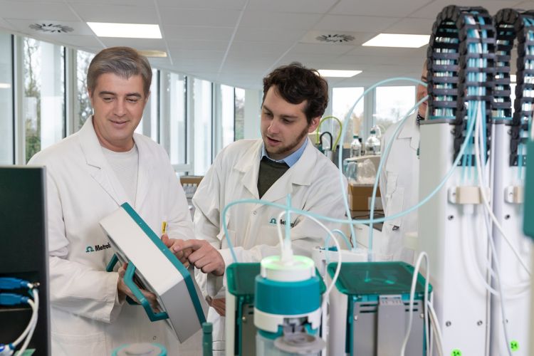 Application & Support Engineer Titration