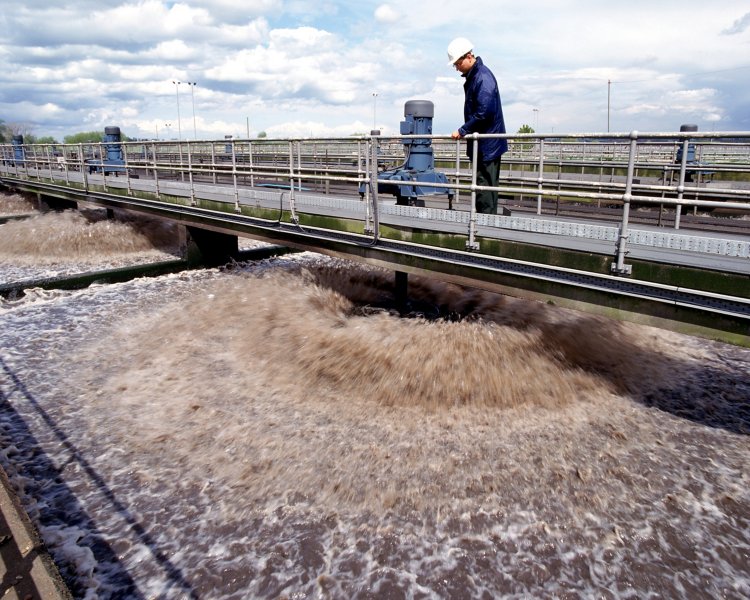 https://metrohm.scene7.com/is/image/metrohm/process-analysis-wastewater?qlt=85&ts=1721982350023&dpr=off