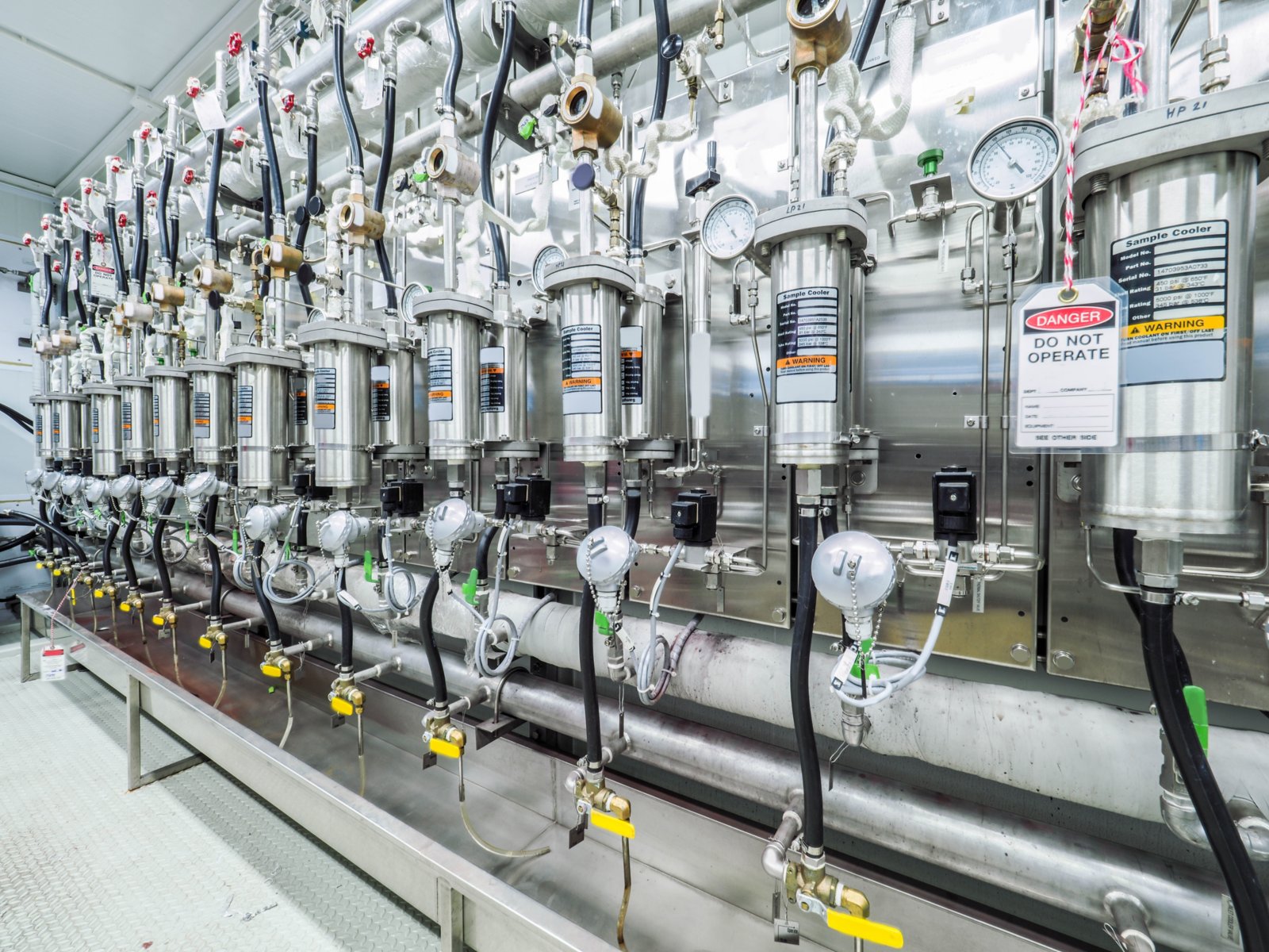 https://metrohm.scene7.com/is/image/metrohm/water-monitoring-system-process-analysis?qlt=85&ts=1643875429025&dpr=off