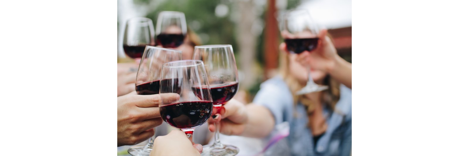https://metrohm.scene7.com/is/image/metrohm/wine-glasses-1?qlt=85&ts=1644248431194&dpr=off
